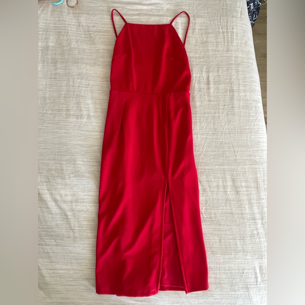 NWT Lulu’s Red Backless Bodycon Midi Dress